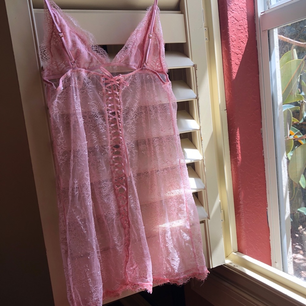 VINTAGE VICTORIAS SECRET SLIP - Picture 6 of 7